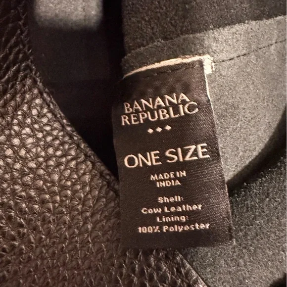 Banana Republic Large East West Basic Leather Tote | Carryall - Picture 14 of 16